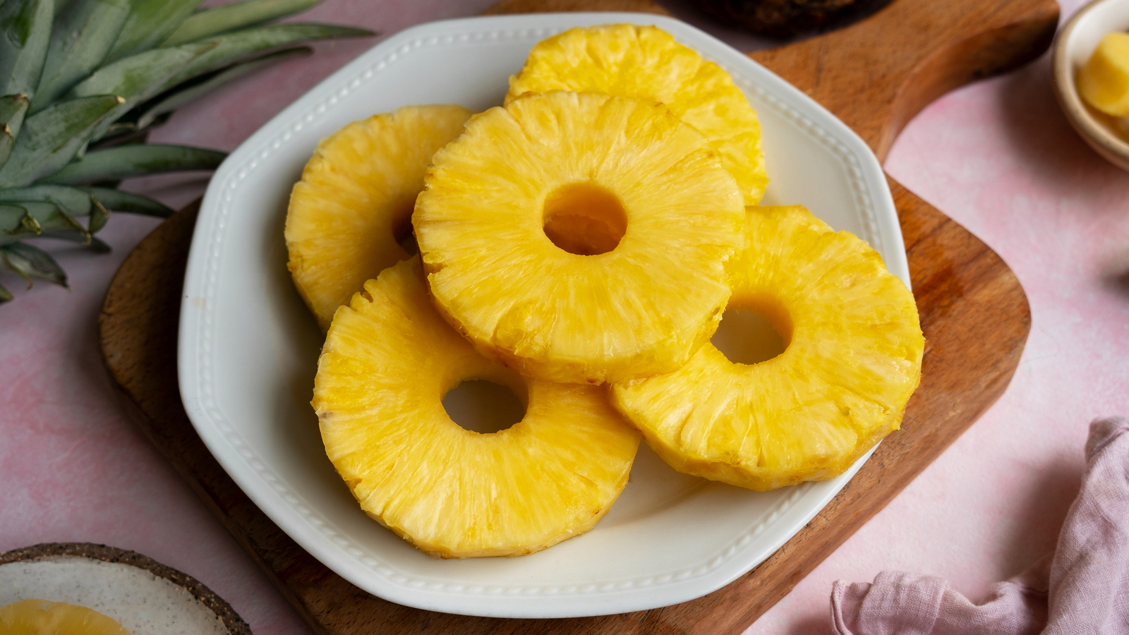 Fitness coach shares ‘10 low calorie fruits with almost zero calories she ate to lose 25 kg in 4 months’ | Health