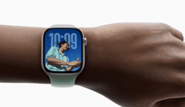 watchOS 26 adds a new ‘wrist flick’ gesture to quickly dismiss notifications.