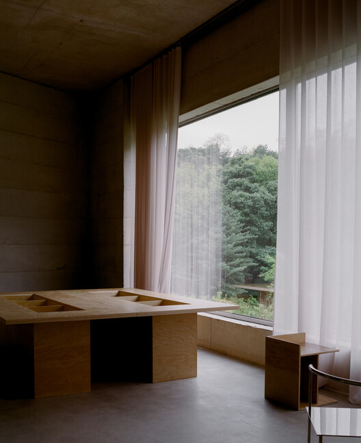 Raw House / Order Matter - Interior Photography, Wood