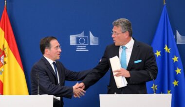 Brexit pushes Gibraltar into EU customs union and Schengen area