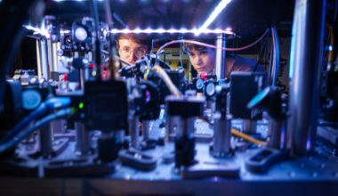 Quantum navigation device uses atoms to measure acceleration in 3D