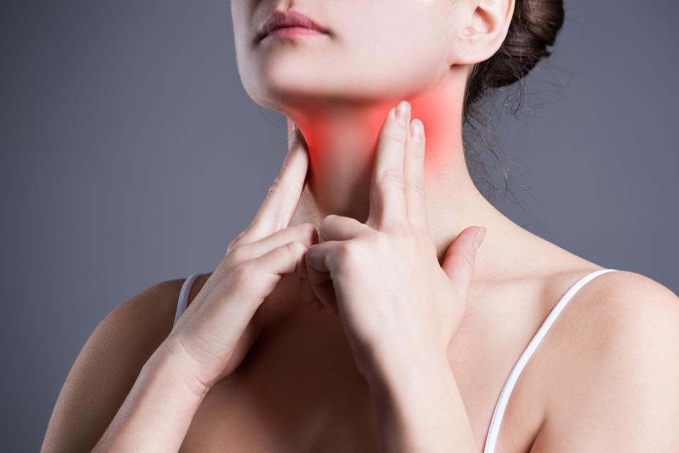 razor blade throat