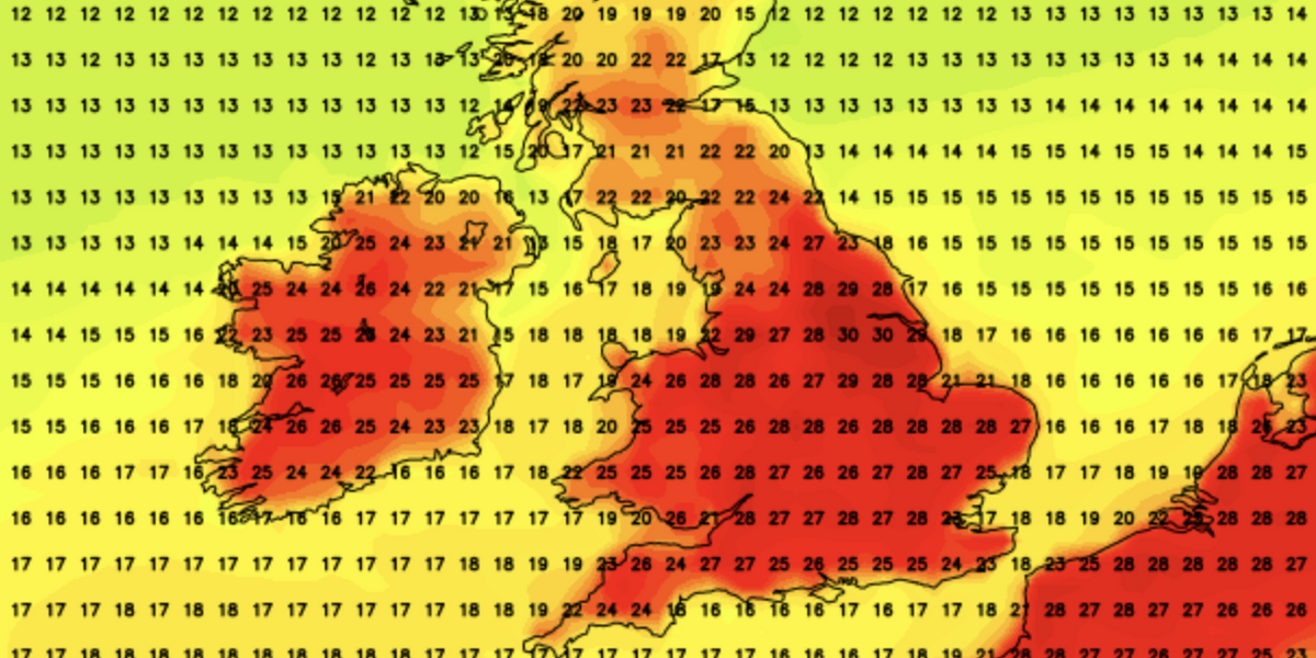 30C heatwave to last for WEEKS as tropical heat dome slides across Britain