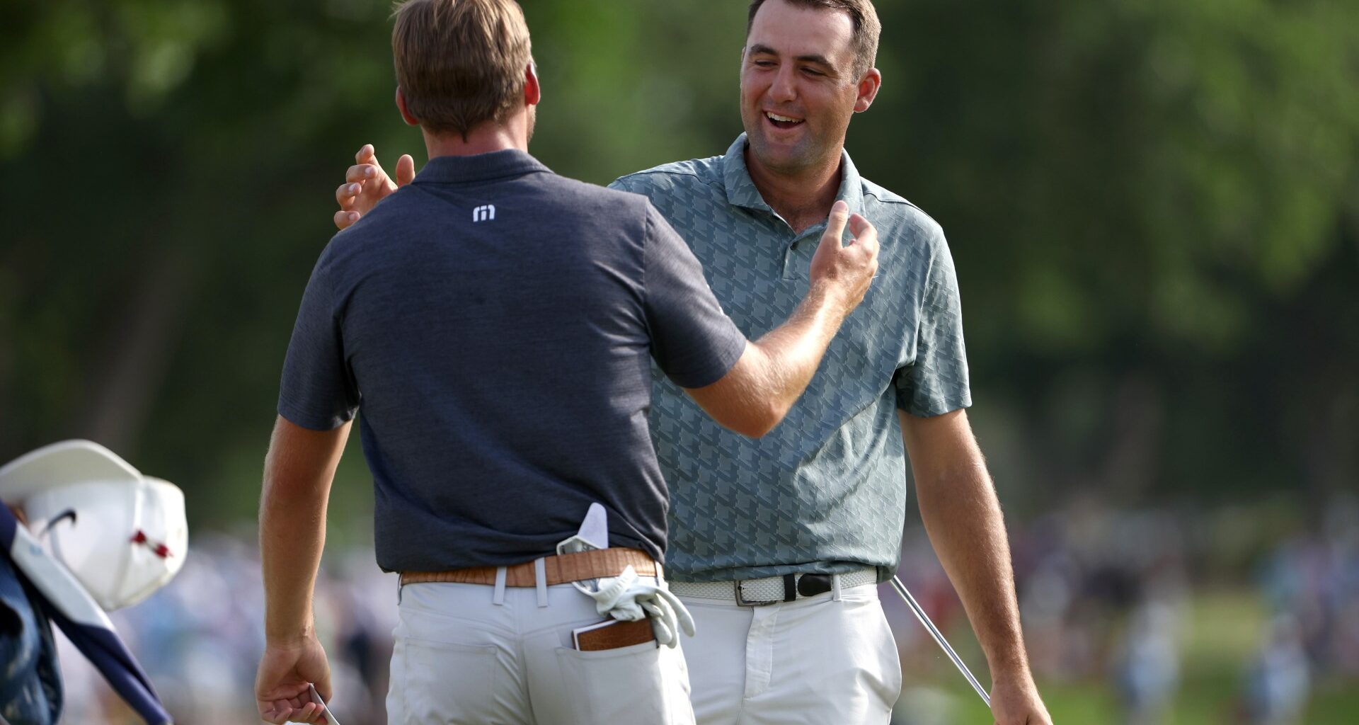 Sam Burns receives message from Scottie Scheffler as US Open hopefuls share house before final round