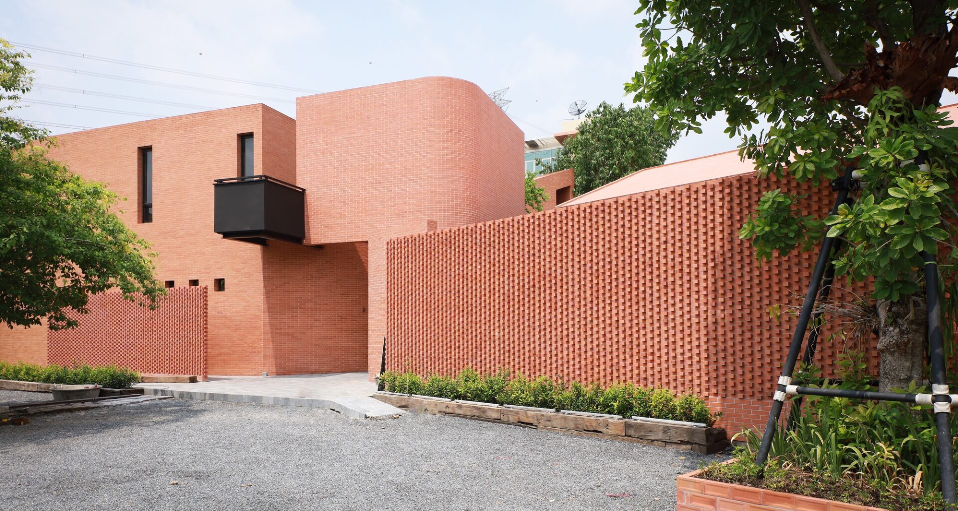 Brick Journey / Volume Matrix studio