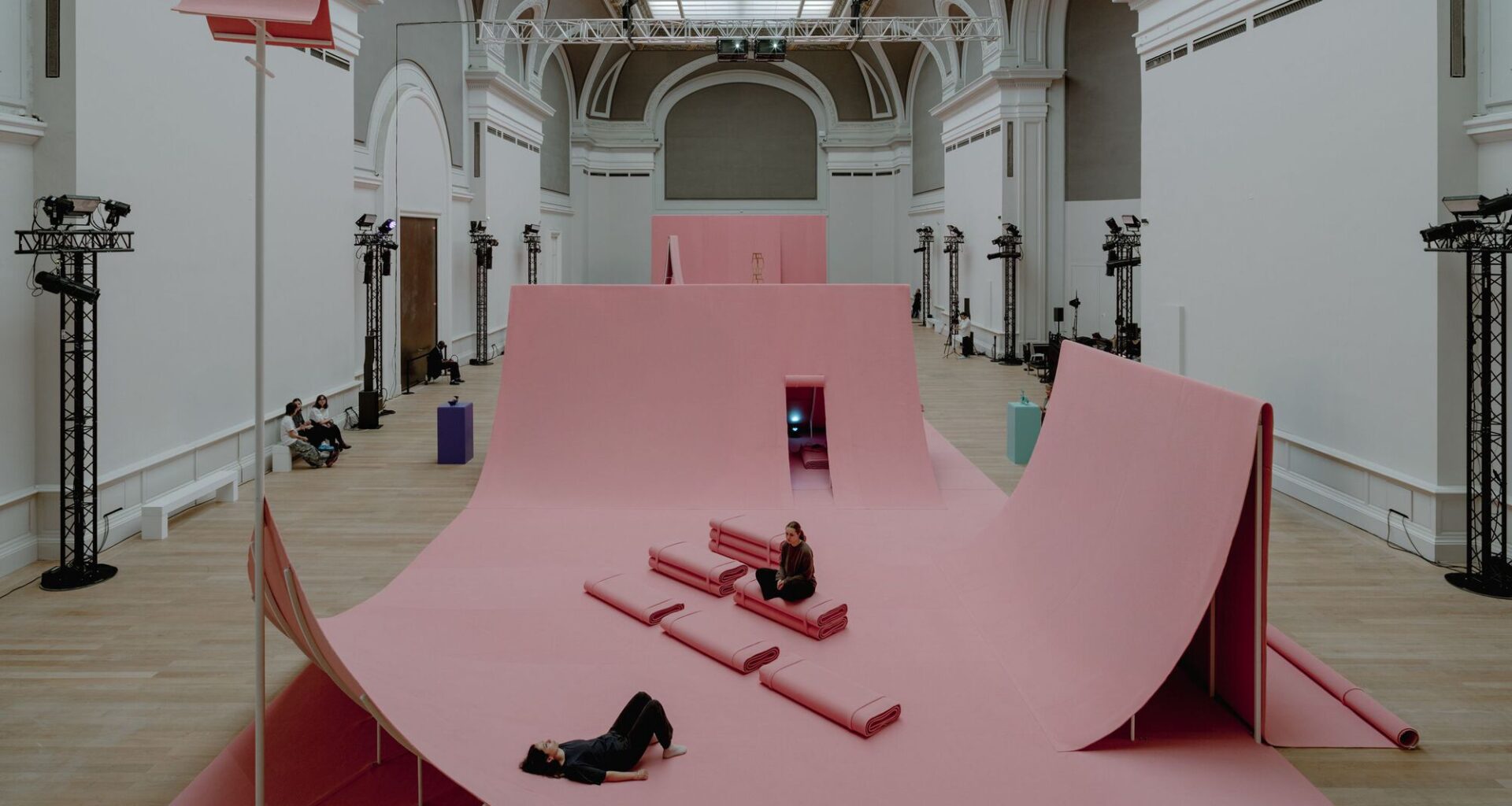 The Fun Palace Installation / Studio Ossidiana