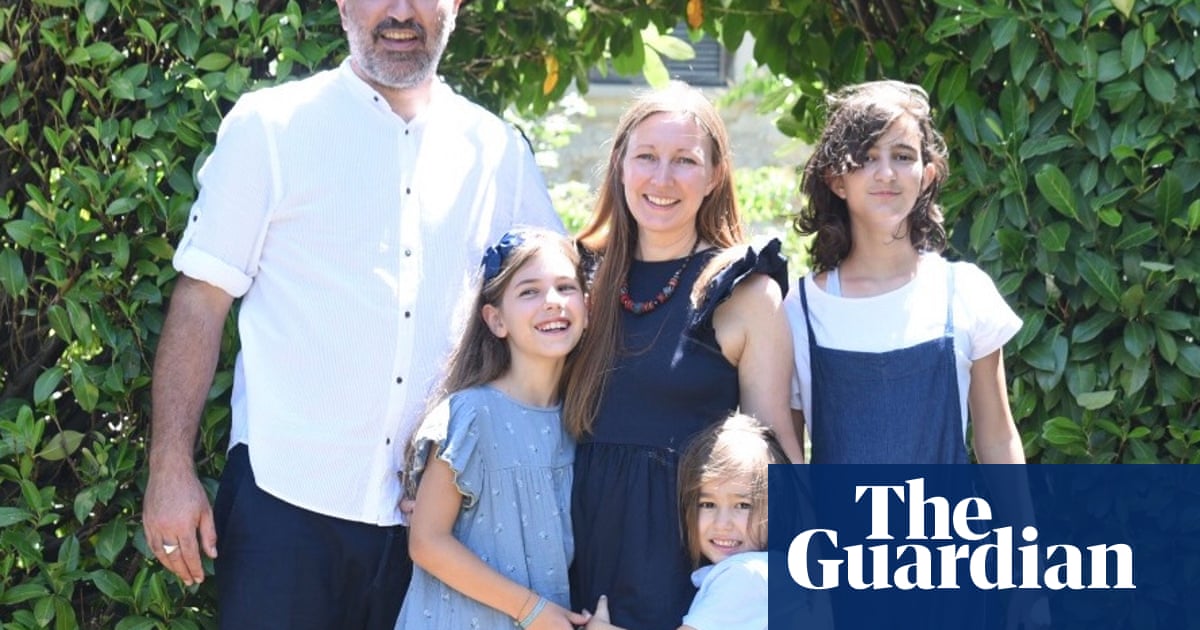 British woman laments Brexit rules that would stop her Italian husband moving to UK | Brexit