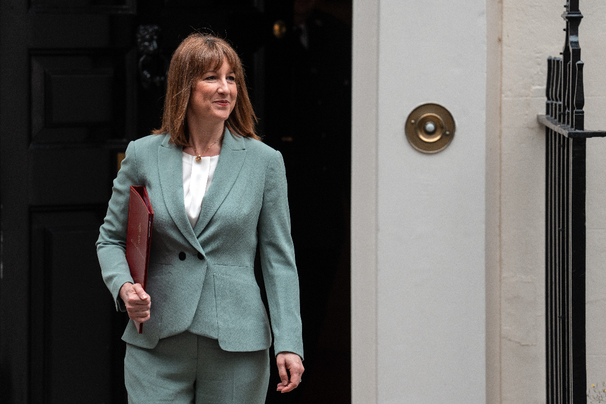 Rachel Reeves mulls inheritance tax U-turn as non-doms flee