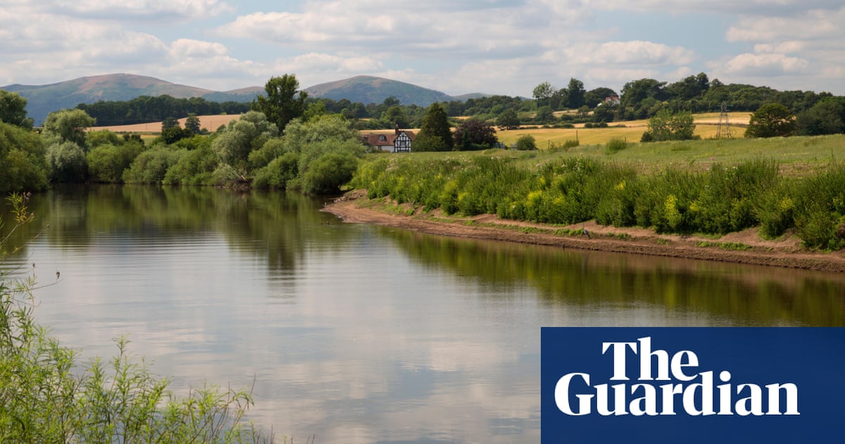 Poultry megafarm in Shropshire halted over river pollution concerns | Environment
