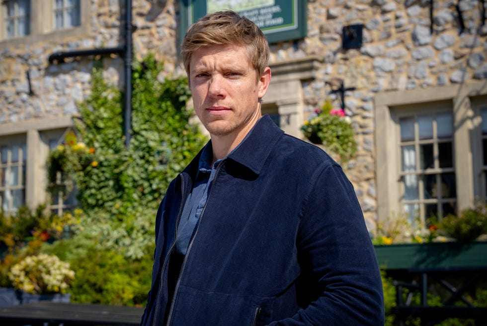 ryan hawley as robert sugden in emmerdale