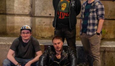 Take It Or Leave It on Blink 182: Why I Love : At The Barrier