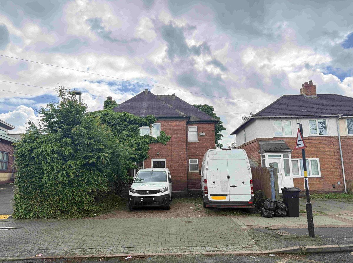126 Yarnfield Road, Tyseley, Birmingham
