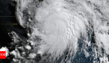 Hurricane Erick: Category 3 storm nears Mexico; southern states on high alert