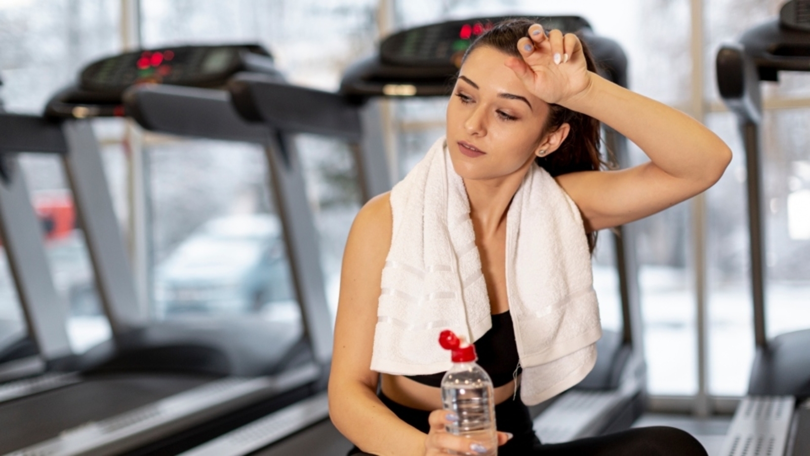Can't go to gym because of rain? Woman who lost 15 kg shares 7 at-home fat loss exercises you can do during monsoon | Health