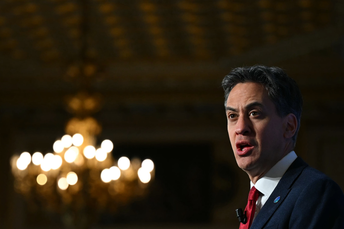 Government admits fossil fuels use is cheaper than going net zero