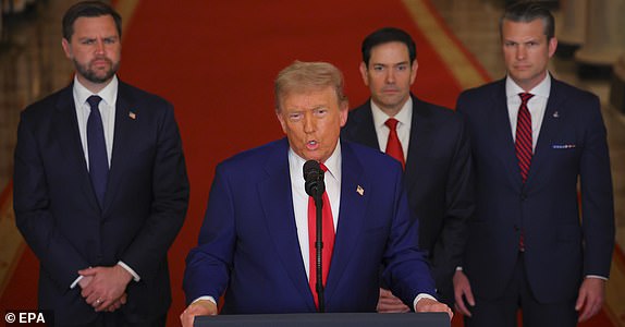 epa12190313 US President Donald Trump delivers an address to the nation at the White House in Washington, DC, USA, 21 June 2025, following US strikes on Iran's nuclear facilities. US Secretary of Defense Pete Hegseth (R), US Vice President JD Vance (L) and US Secretary of State Marco Rubio (2-R) are seen.  EPA/Carlos Barria / POOL