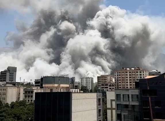 UNCL GRABS: Huge blasts in TehranCredit: Telegram
