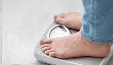 Fitness coach shares 3 tips to keep your lost weight from coming back: Weigh yourself regularly | Health