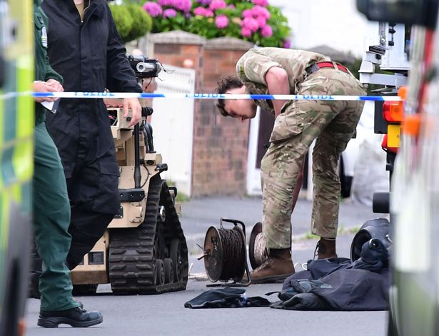 Army's explosive ordnance disposal team on Chadwick Road
