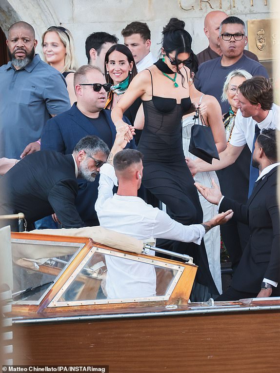 Guests leave the hotel to reach the wedding ceremony of Jeff Bezos and Lauren Sanchez  Featuring: Kendall Jenner Where: Venice, Italy When: 27 Jun 2025 Credit: Matteo Chinellato/IPA/INSTARimages  **UK, USA AND AUSTRALIA RIGHTS ONLY**