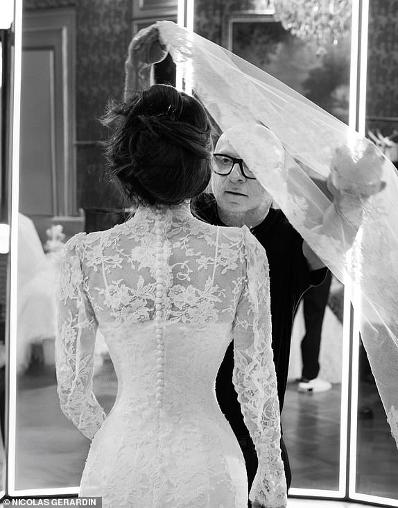 14854725 Lauren Sanchez wedding photos APPROVED BY PUBLICIST**** MUST mention Glam team and photographer - Hair @rickhenryla @opusbeauty Makeup @bylauramele Nails : @iramsheltonStyling @sweetbabyjamiePhoto @nicolasgerardin