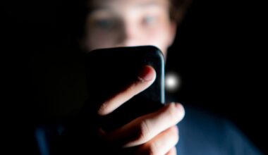 Delete Every App That’s On This List—‘Risks Are Too Great’