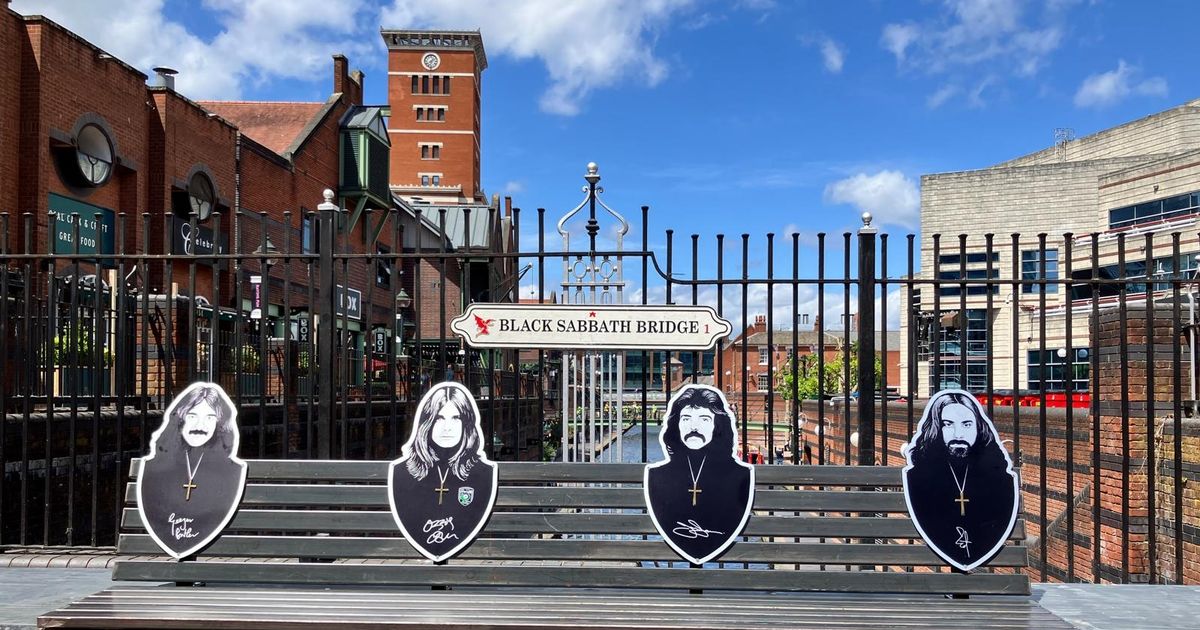Where to find Black Sabbath Bench and Bridge in Birmingham and get a selfie via live camera