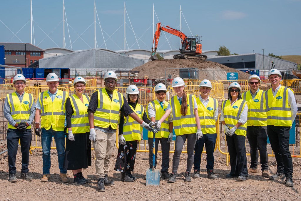 Boot begins Sheffield children's hospital