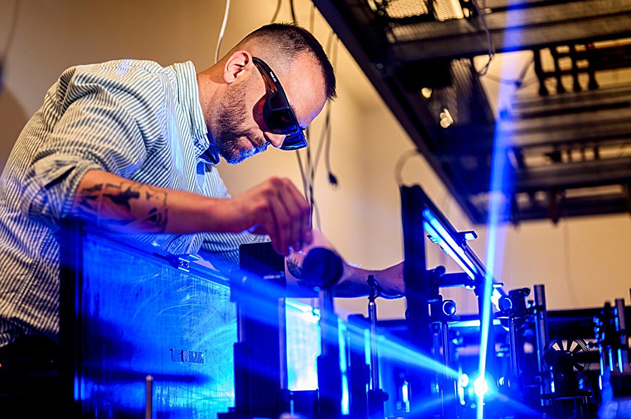 Discovery in quantum materials could make electronics 1,000 times faster