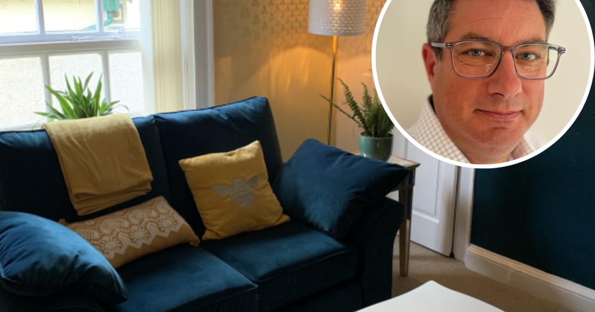 Swindon area man becomes counsellor after therapy sessions