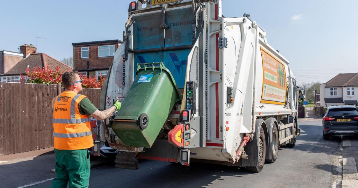 Watford councillors 'disappointed' by recycling rates