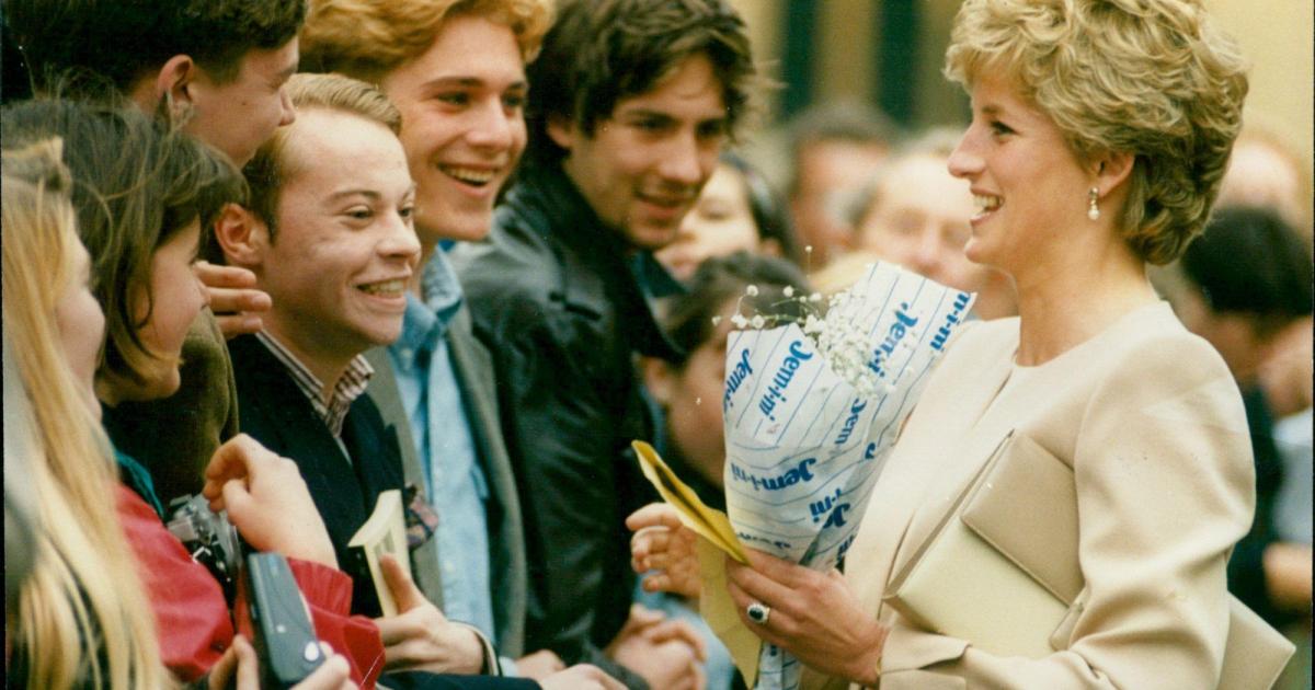 Visits from royal family in Oxfordshire in archive pictures