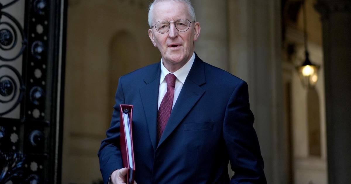 Series of public inquiries on Troubles incidents ‘not the way forward’ – Benn