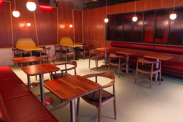 The restaurant closed down yesterday 