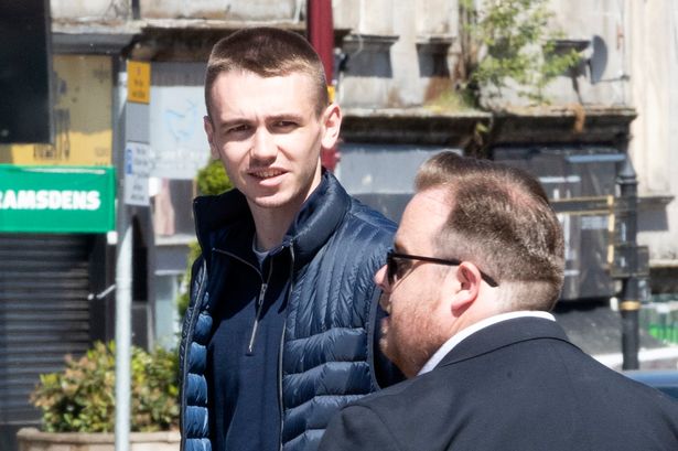 John White (left) campaigning for Reform. Pic Ross Turpie Daily Record / Sunday Mail / Reach PLC