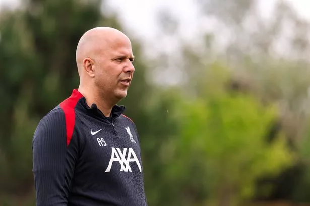 KIRKBY, ENGLAND - MAY 24: (THE SUN OUT, THE SUN ON SUNDAY OUT) Arne Slot, head coach of Liverpool during a training session at AXA Training Centre on May 24, 2025 in Kirkby, England. (Photo by Nikki Dyer - LFC/Liverpool FC via Getty Images)