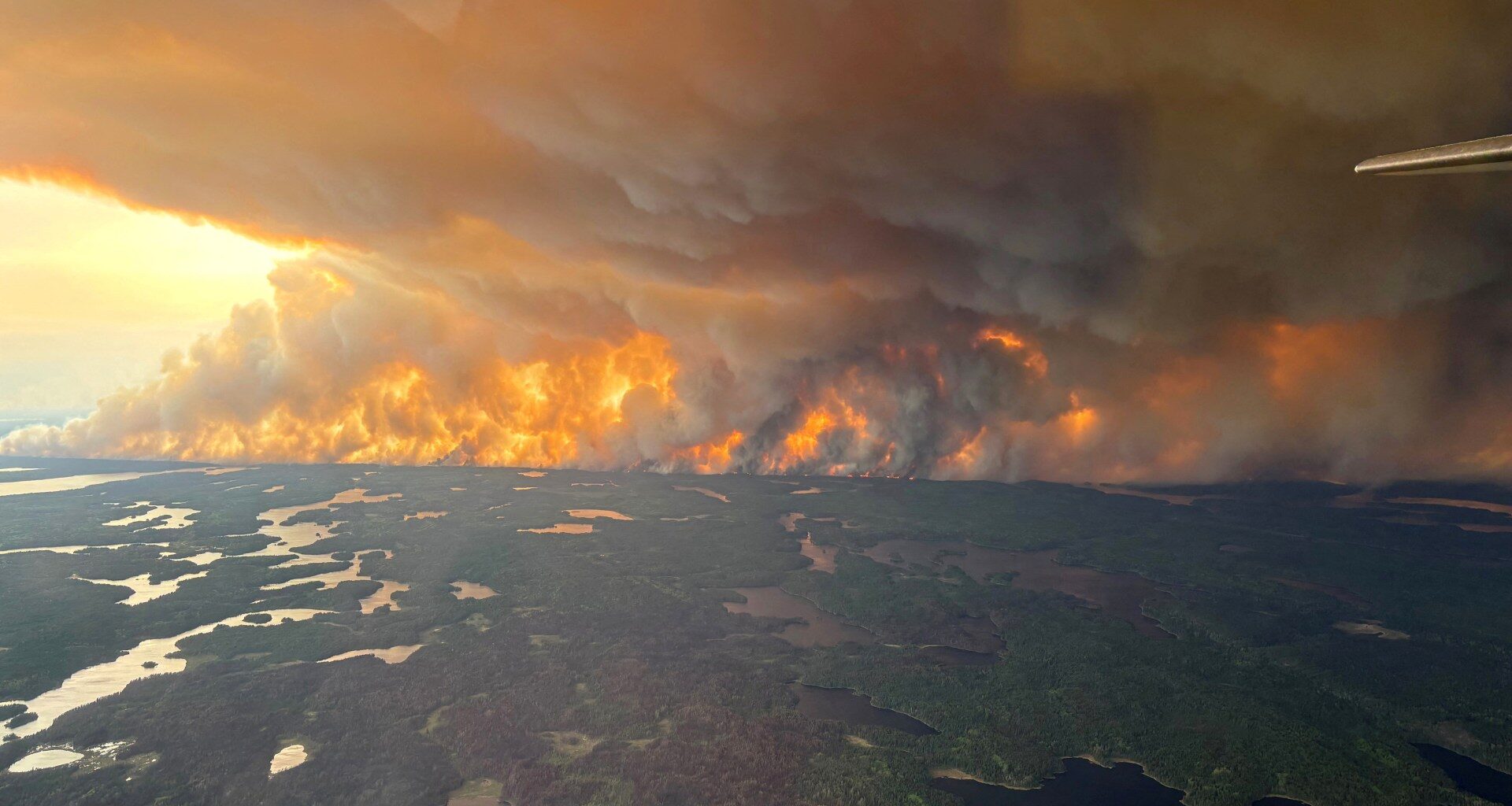 Canadian wildfire smoke spreads across a third of United States | Environment News