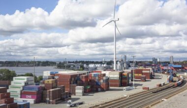 U.S. tariffs disrupt German ports, global supply chains-Xinhua