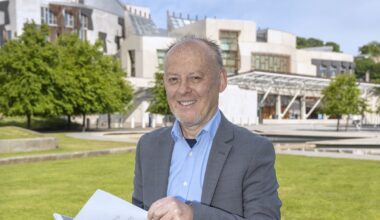 Transport expert awarded public health scholarship