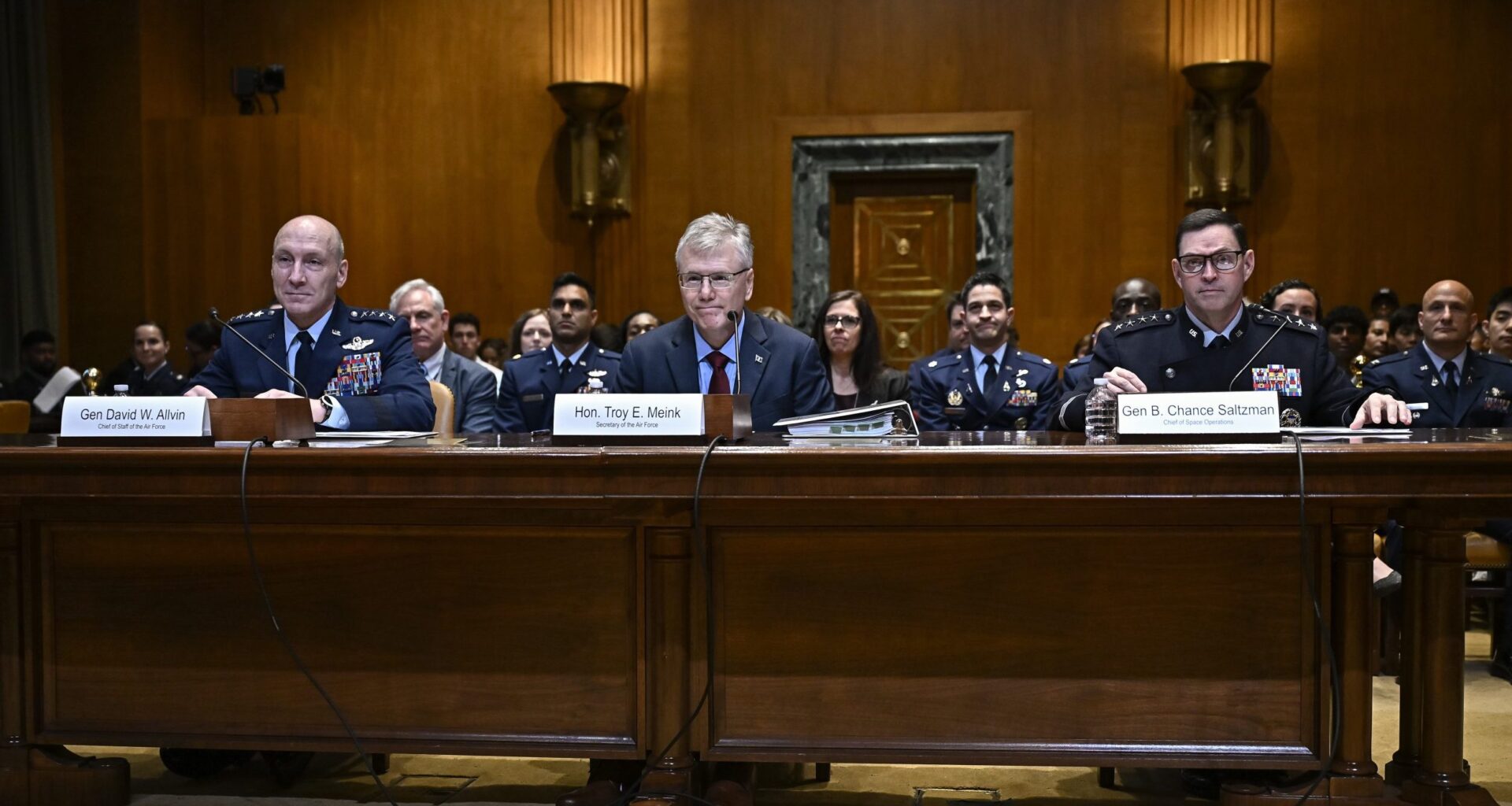 Pentagon to consider SpaceX alternative for Space Force satellite program