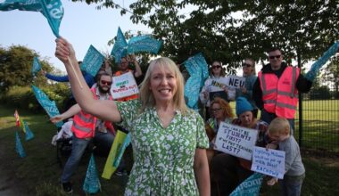 School strikes to continue into next week after talks collapse