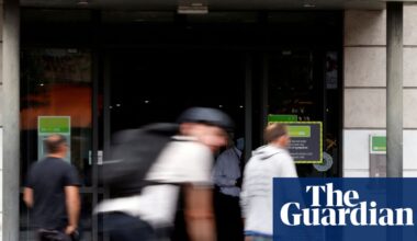 UK unemployment rises to highest level in nearly four years | UK unemployment and employment statistics