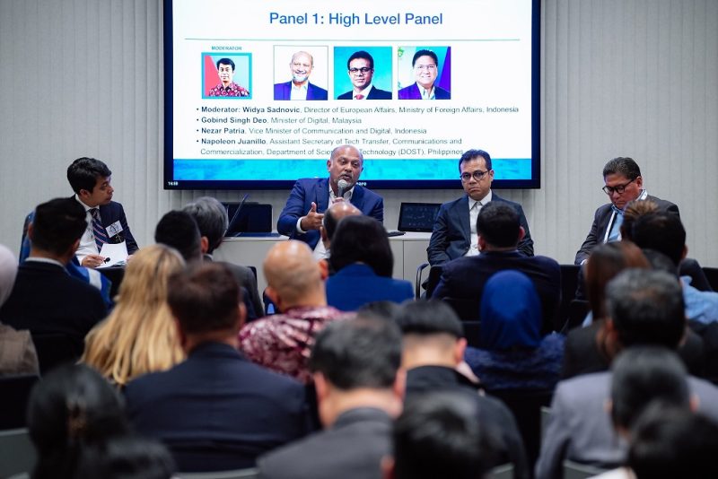 Collaborations key as Gobind shares Malaysia’s digital aspirations in United Kingdom
