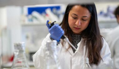 University of Sheffield receives funds for breast cancer blood test