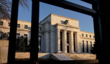 Central banks navigate uncertainty, global risks, Trump's tariffs