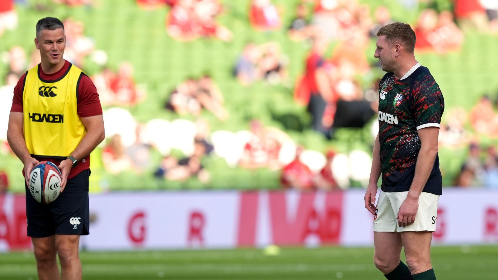 Finn Russell breaks silence on his 'put to bed' rivalry with Johnny Sexton : Planet Rugby