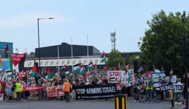 Hundreds protest at Forged Solutions in Sheffield against supply of F-35 components to slaughter Palestinians