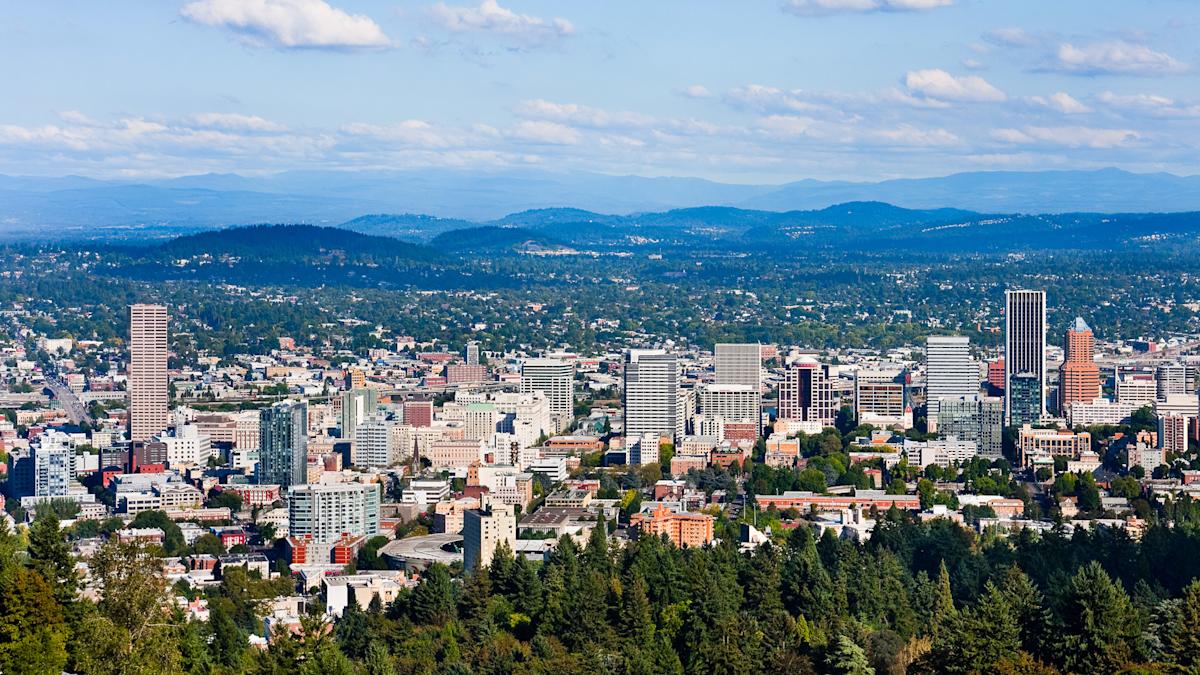 Top 5 Cities With the Worst Housing Market Outlook (3 Are in Pacific Northwest)