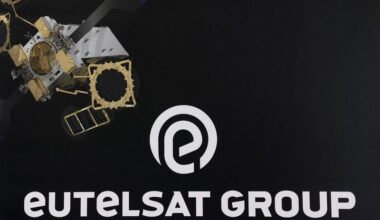 Eutelsat shares open up 6% after France gives it capital boost