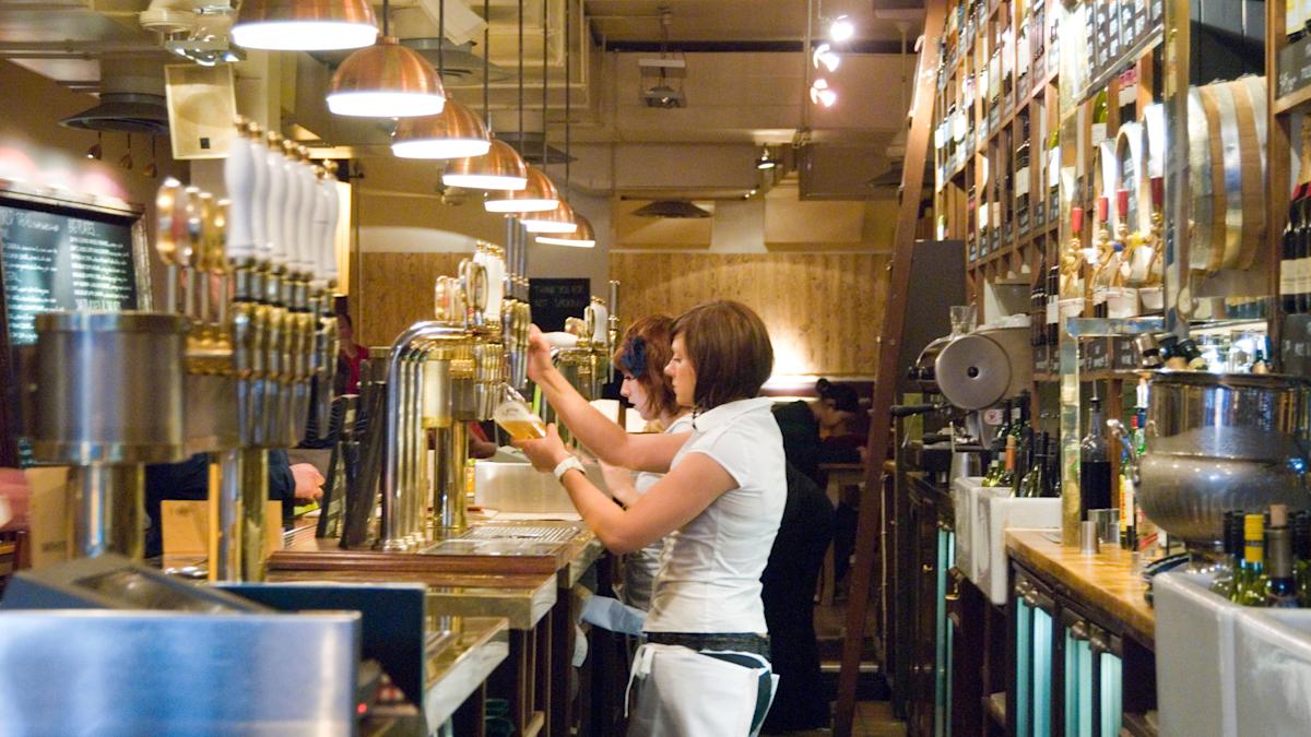 Jobless rate surges to highest since 2021 while pay growth eases sharply – ONS